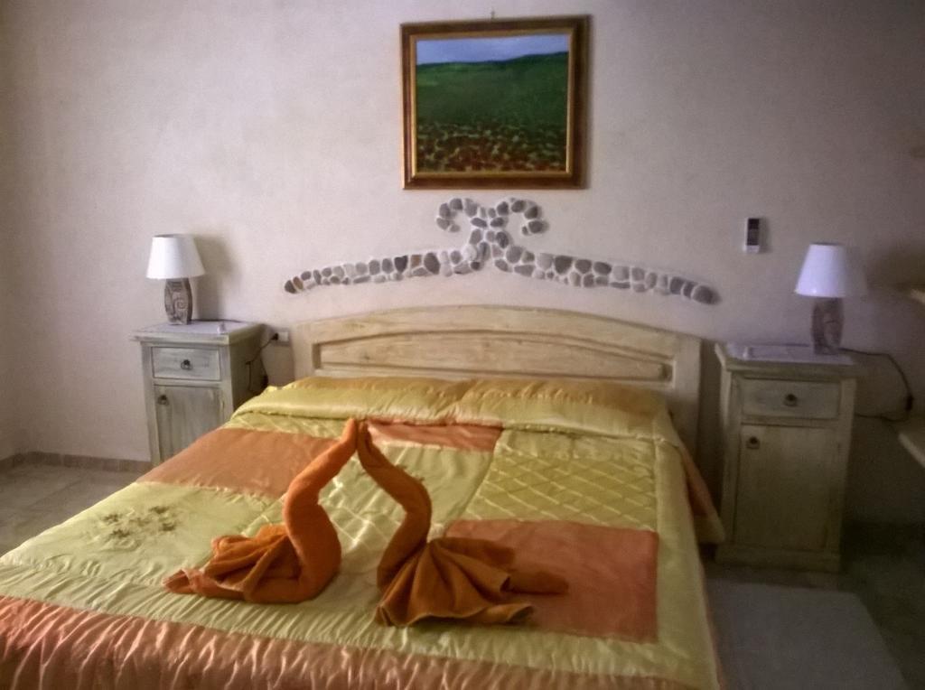 Hotel Valle Del Cedrino Гальтелли Экстерьер фото